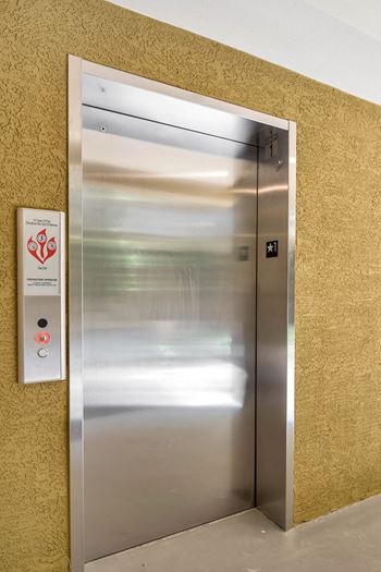 Elevator 